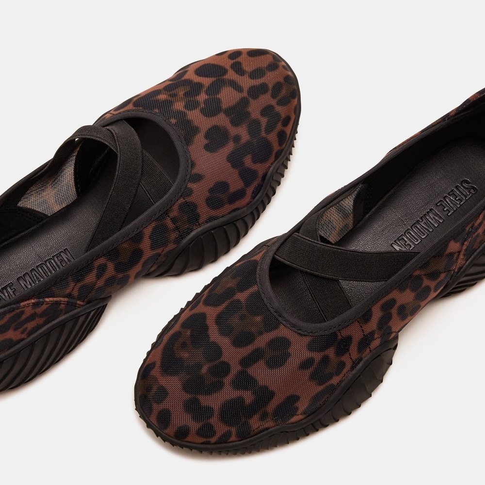 Steve Madden Leopard Mary Jane sneaker flats - Vador